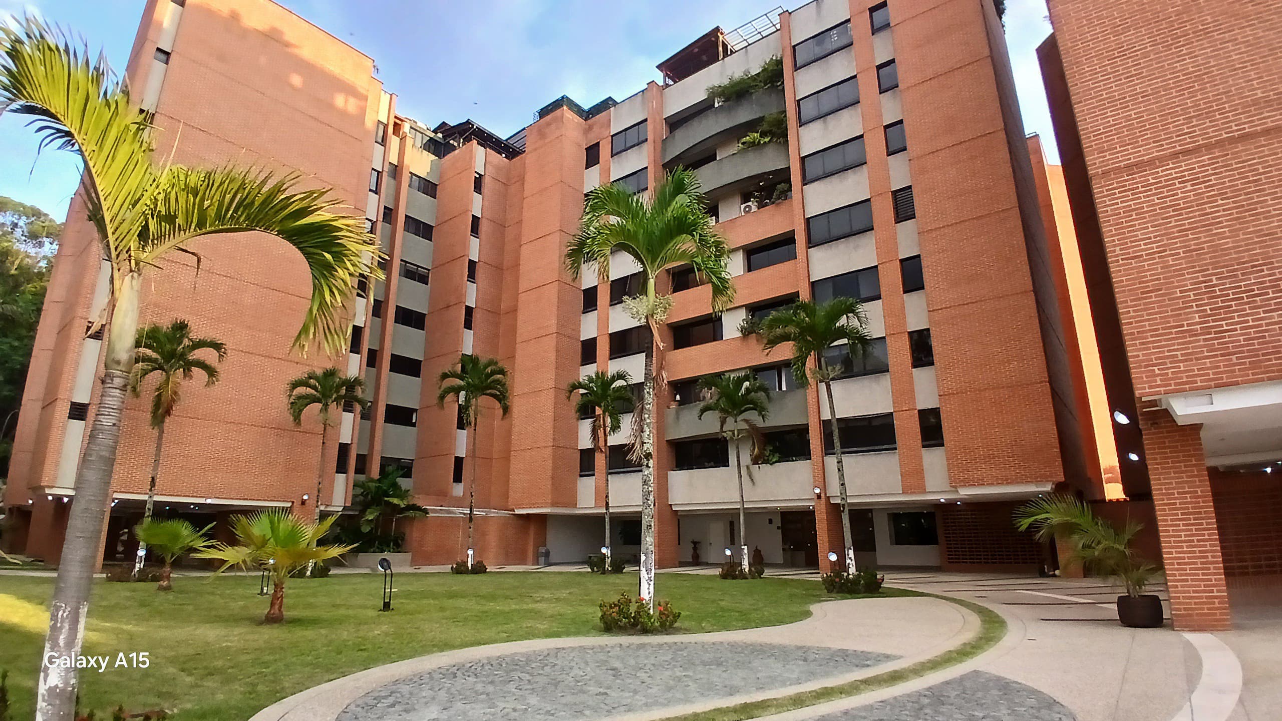 Espacioso y Moderno Apartamento en La Tahona