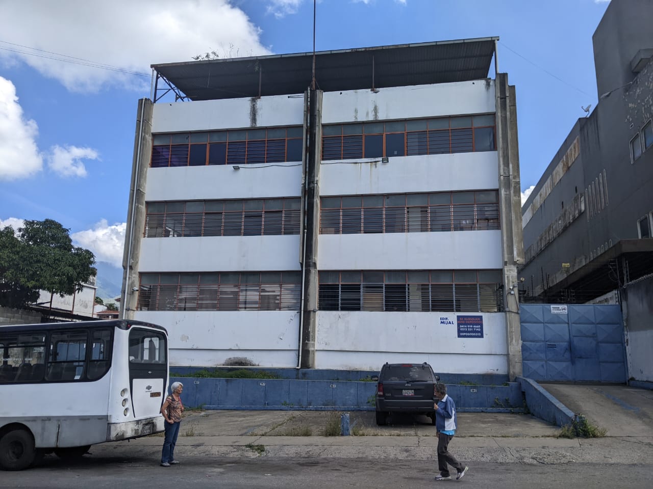 Edificio Industrial en venta. Palo Verde