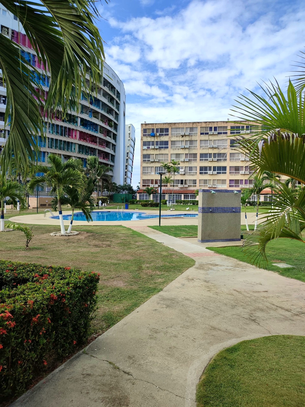 APARTAMENTO VACACIONAL EN HIGUEROTE